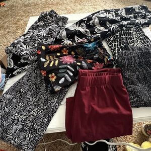 Floral and Abstract Patterned Pants Set JUST COZY Brand .